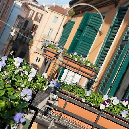Veronantica B&B Bagian luar foto