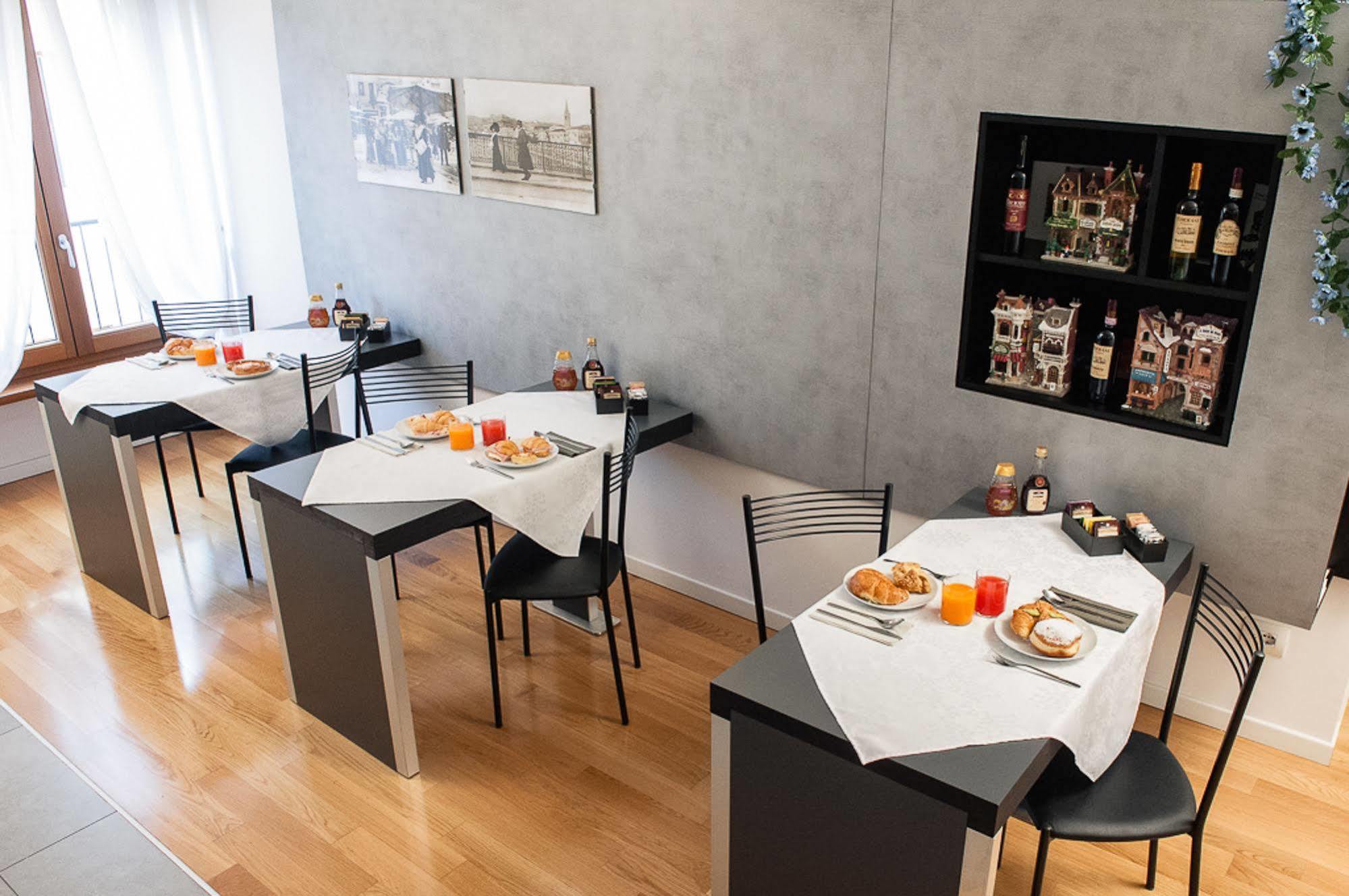 Veronantica B&B Bagian luar foto